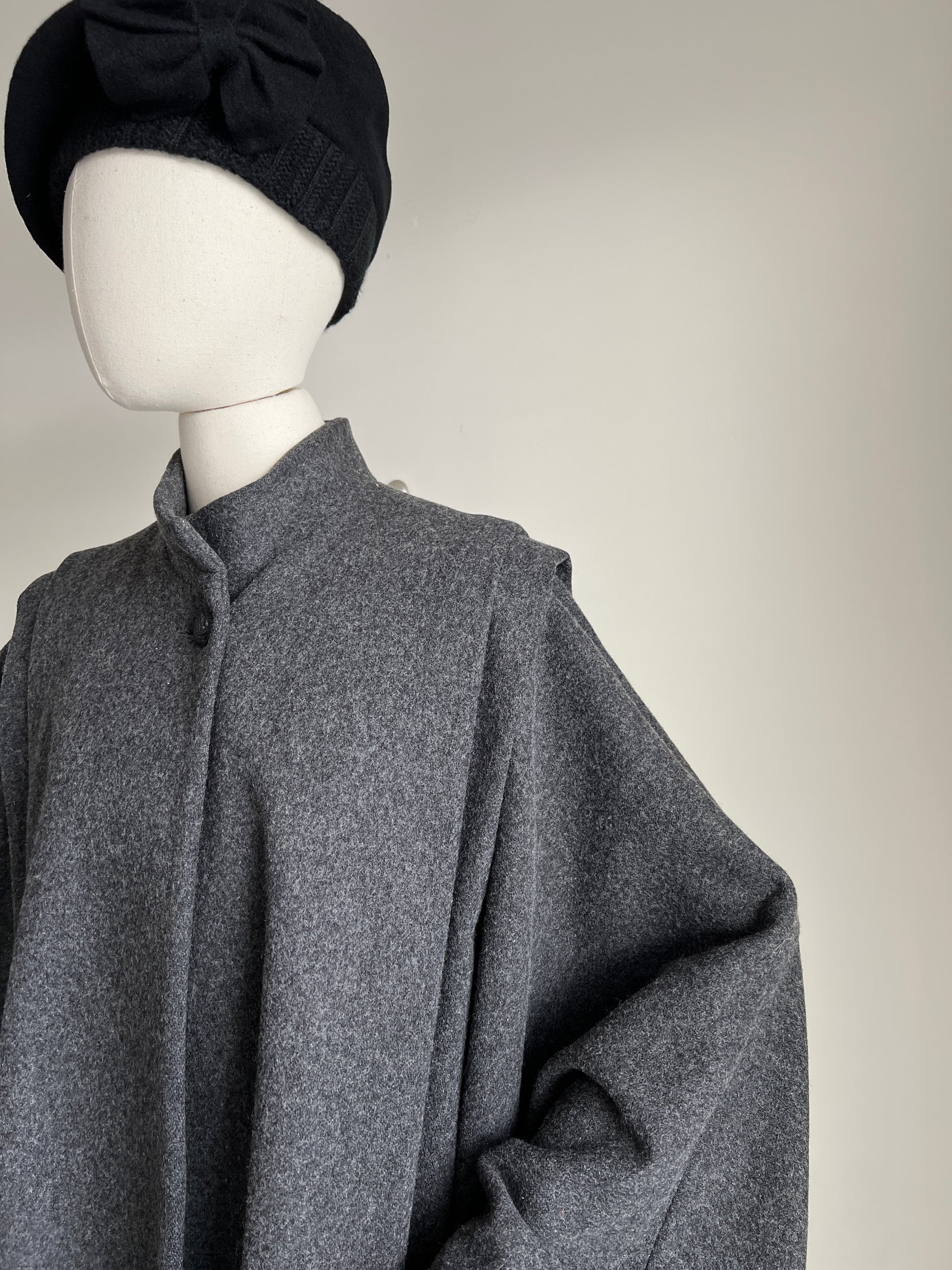 1980s 80s VIntage 100% Marino Wool Grey Cape Coat with Gorgeous Drapping