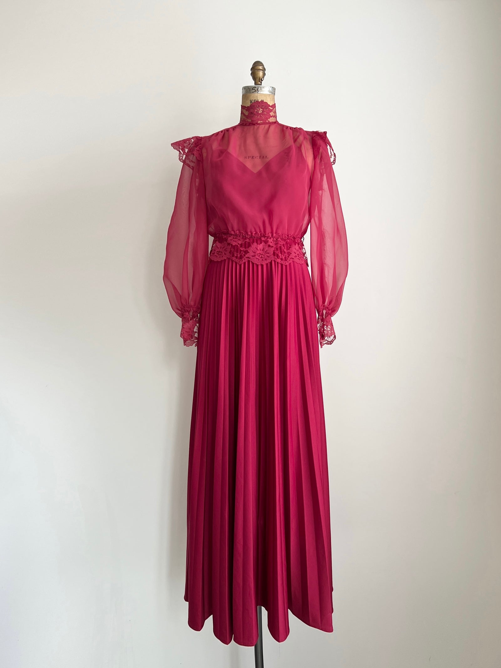 1970s 2-Piece Raspberry Red Maxi Dress XS/S
