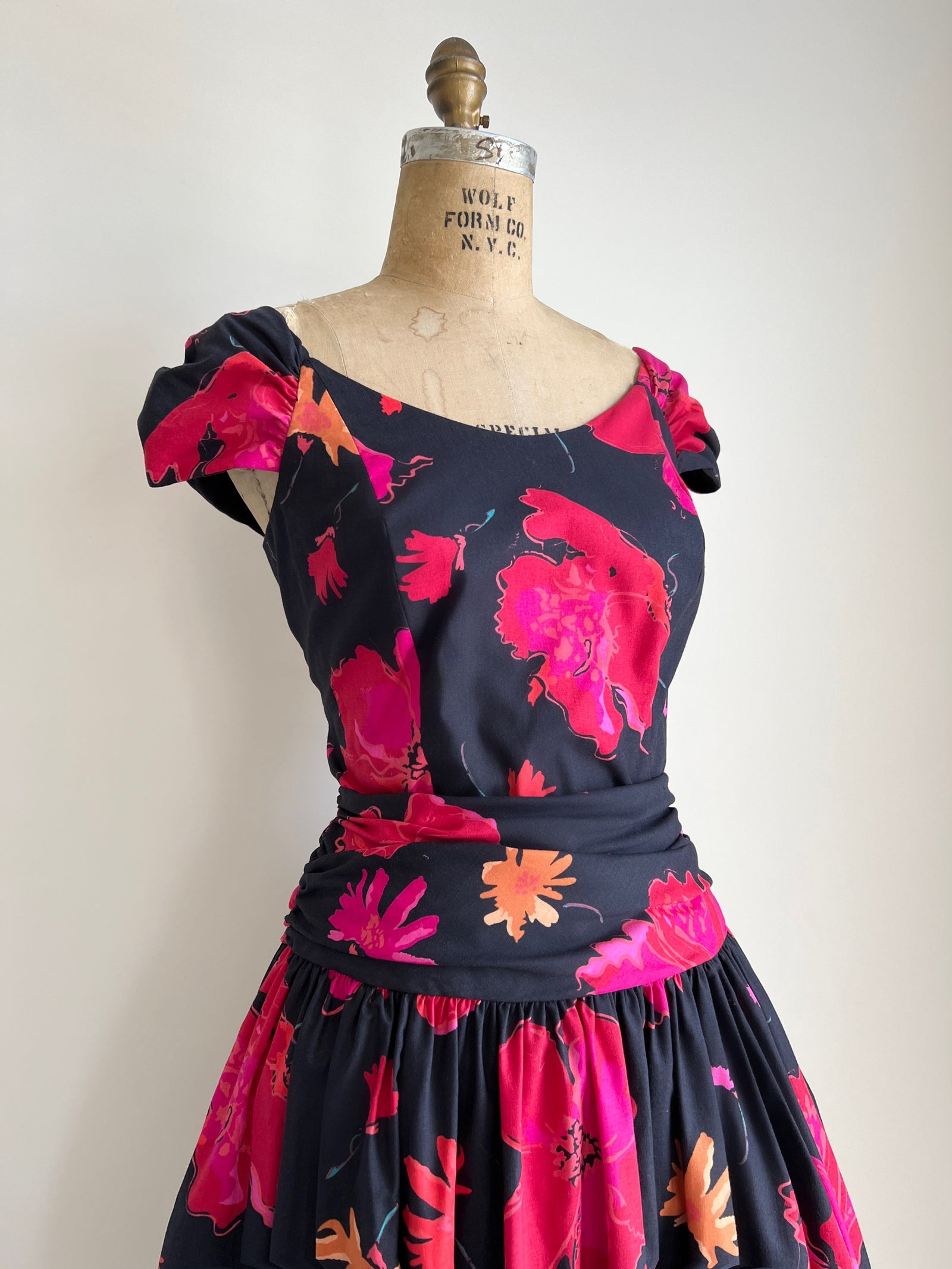 1980s Laura Ashley Dropped Waist Floral Dress DEADSTOCK UK16/USA14 LARGE