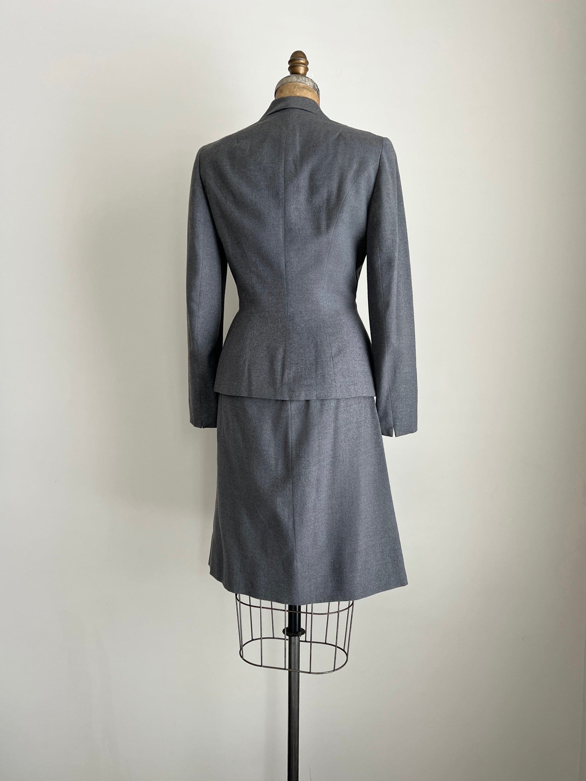 1940s 40s Vintage Grey Suit by Princess Shop / SMALL