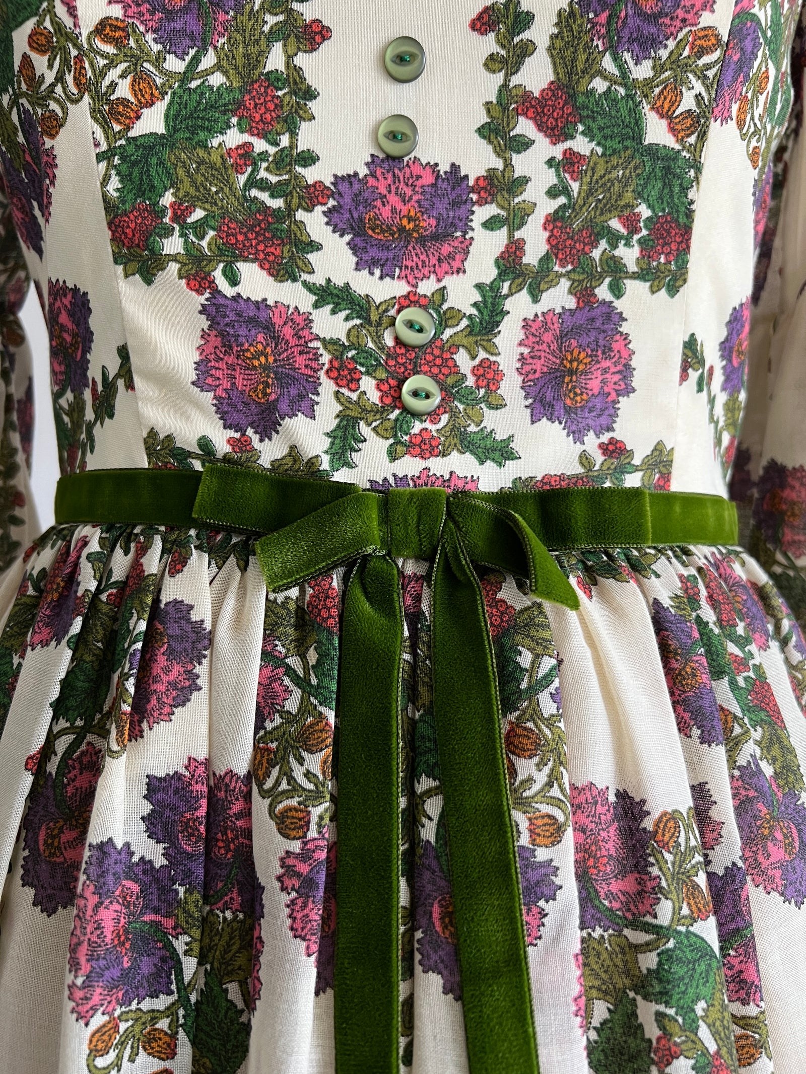 1970s Roter Couture Botanical Green Print Maxi Puff Sleeve Gown / Medium