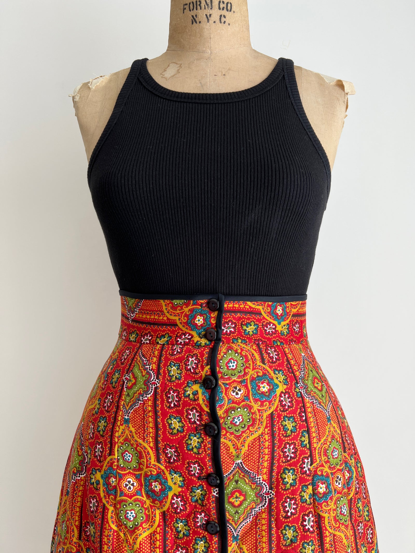 1970s 70s Vintage Le Voy's Quilted Long Maxi Skirt / Small-Medium