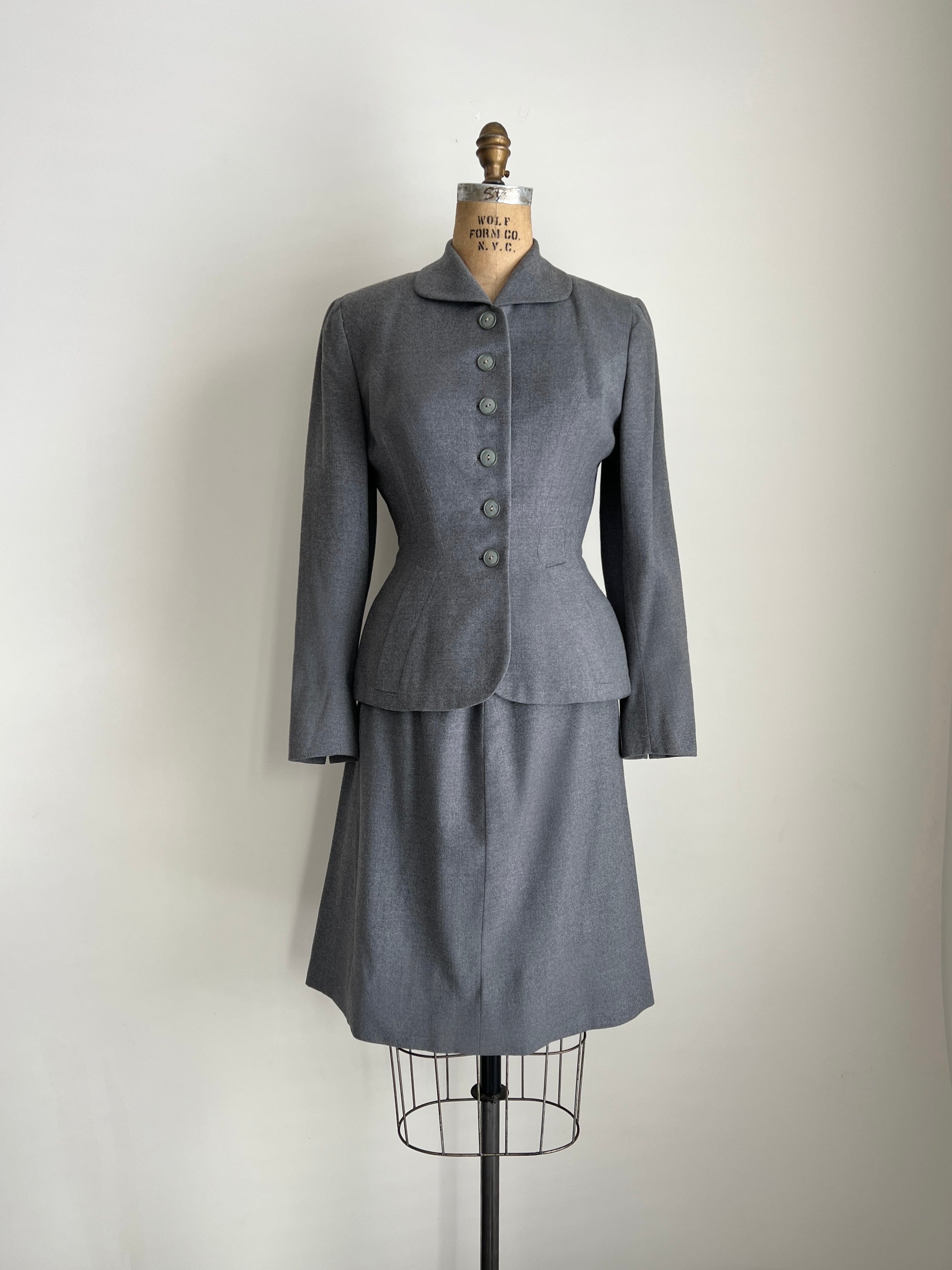 1940s 40s Vintage Grey Suit by Princess Shop / SMALL