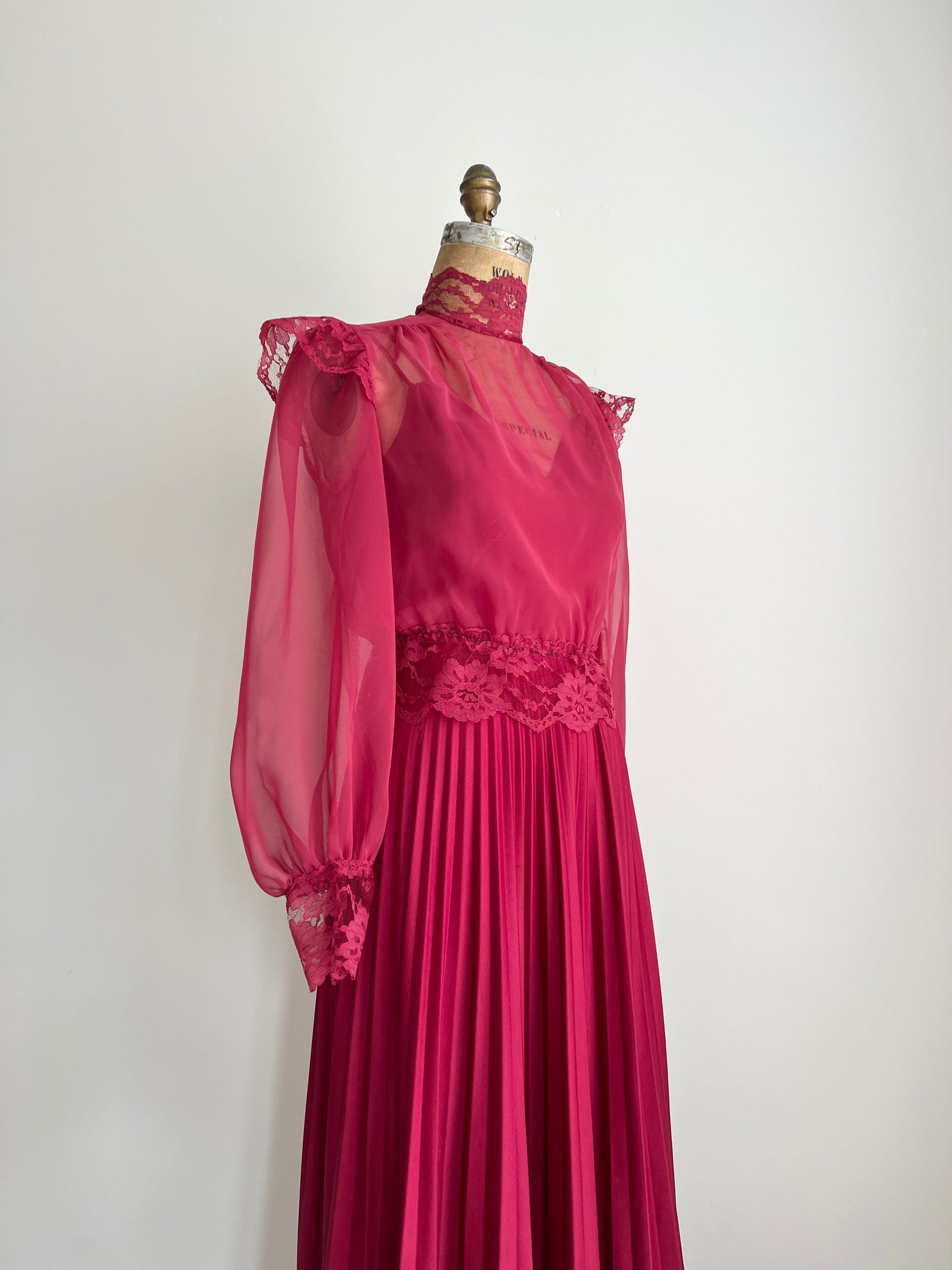 1970s 2-Piece Raspberry Red Maxi Dress XS/S