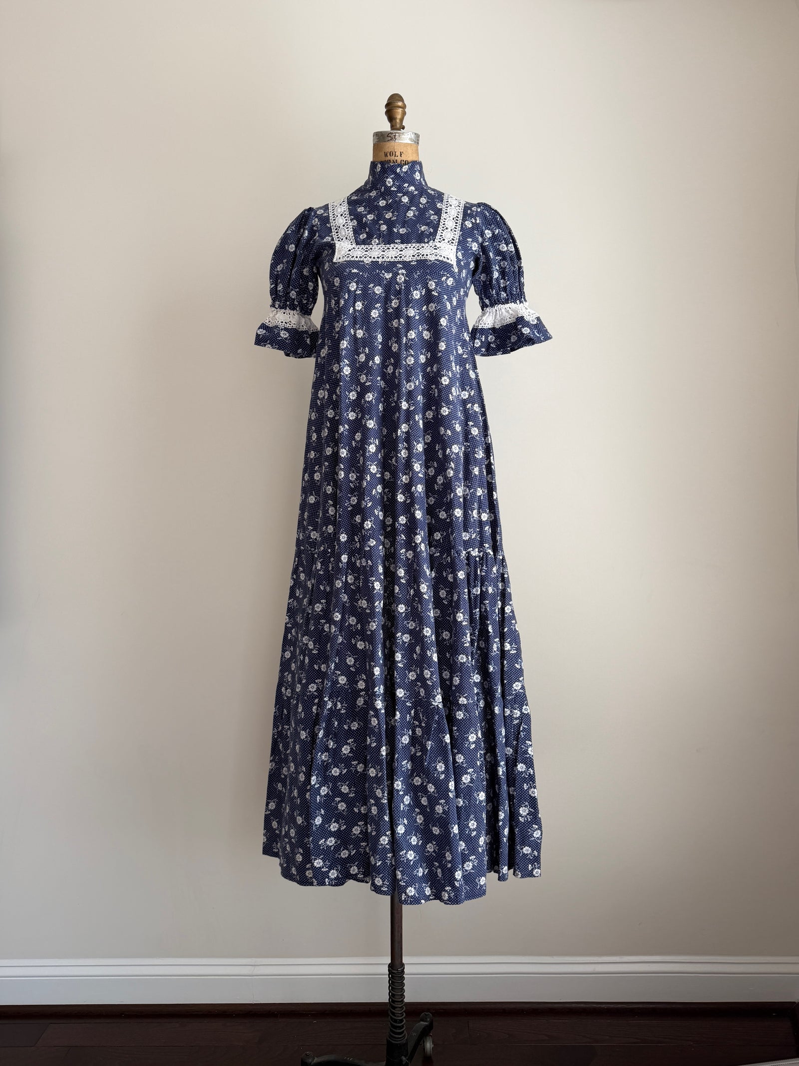 Early 1970s 70s Vintage Laura Ashley Cottage core Maxi Blue Floral Dress - Made in Wales - SMALL-MEDIUM