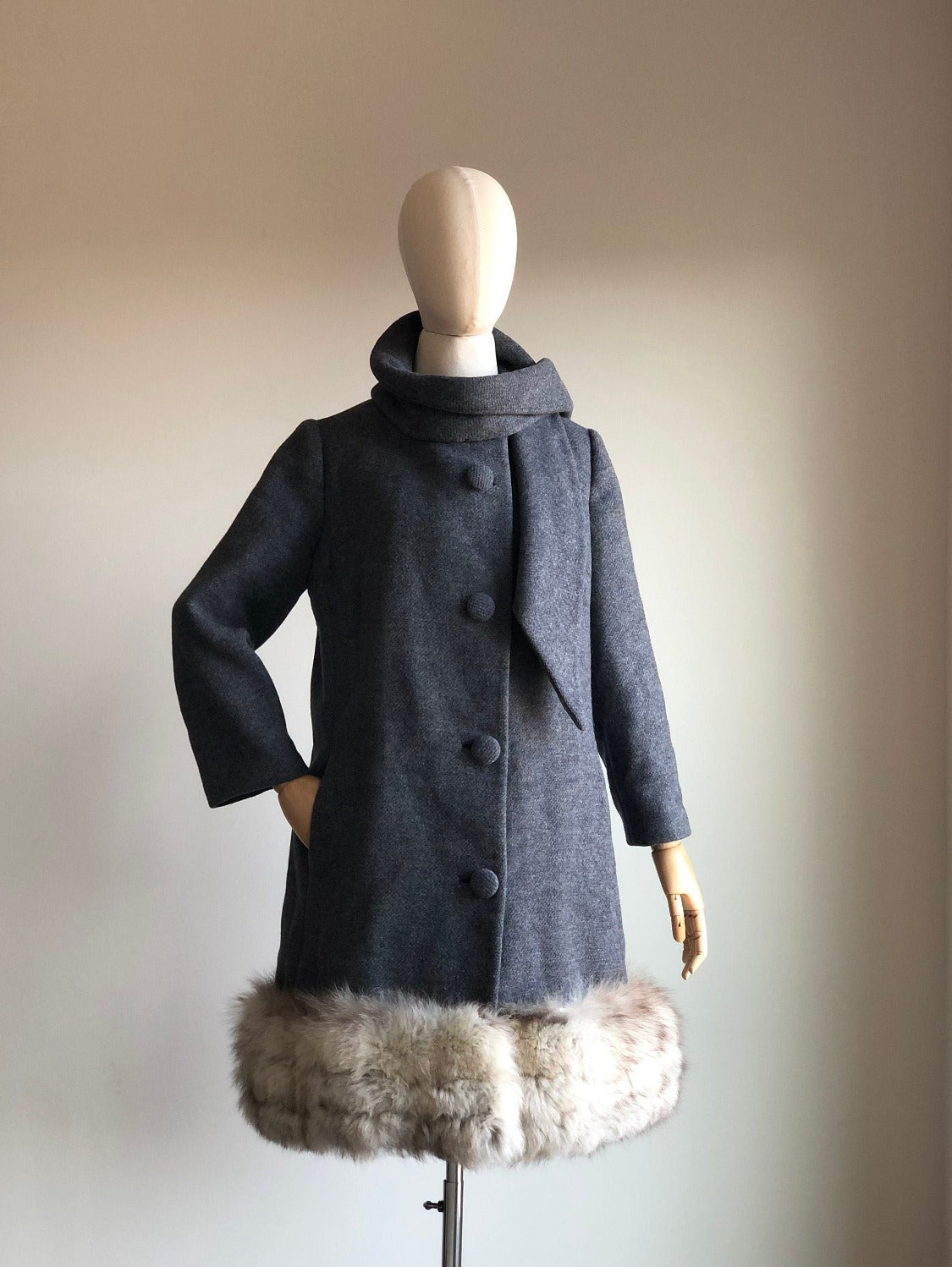 1960s Lillian Ann Coat Thick Wool with Norwegian Fox Fur S/M/L