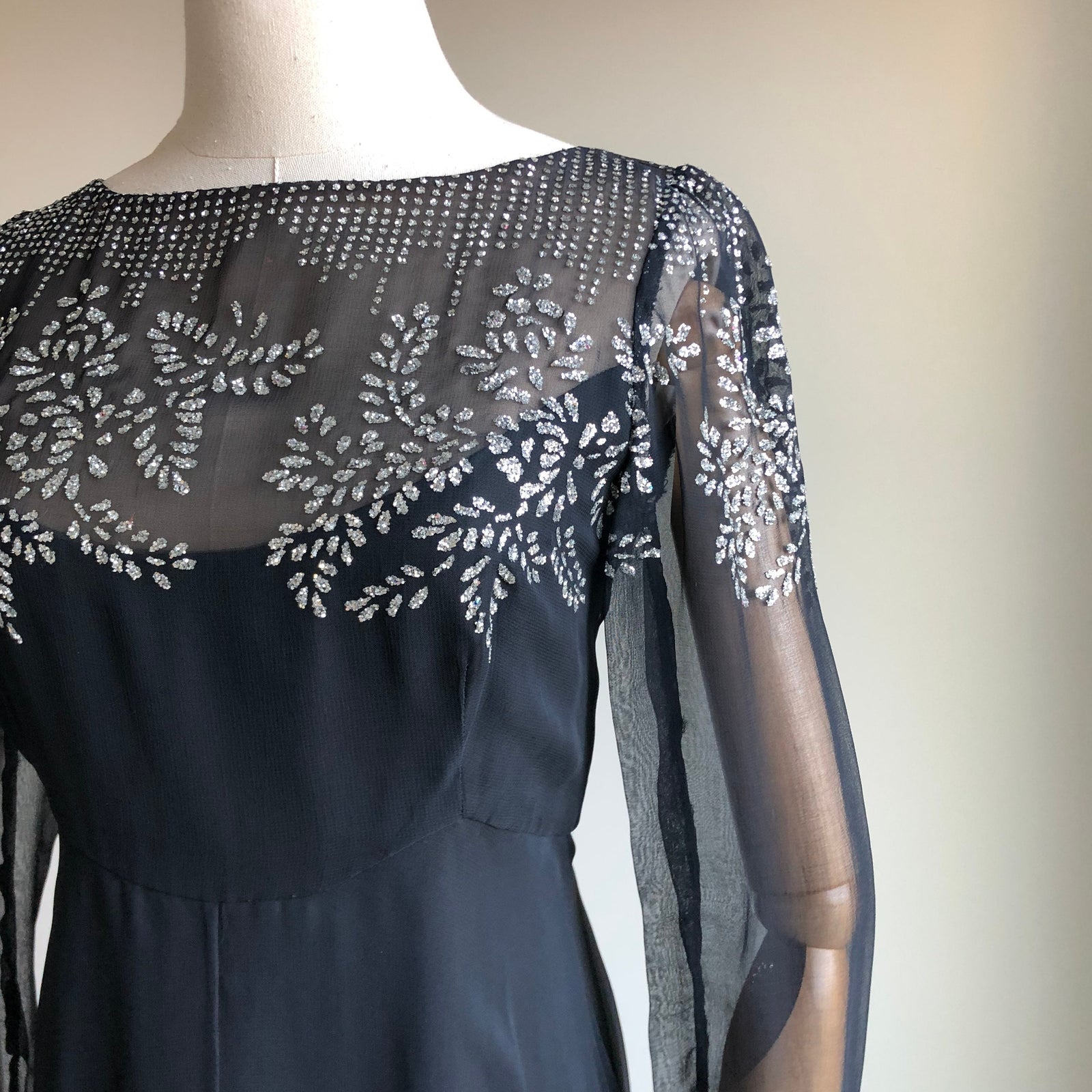 1970s Jerry Silverman by Saulino Designer Black Dress MEDIUM