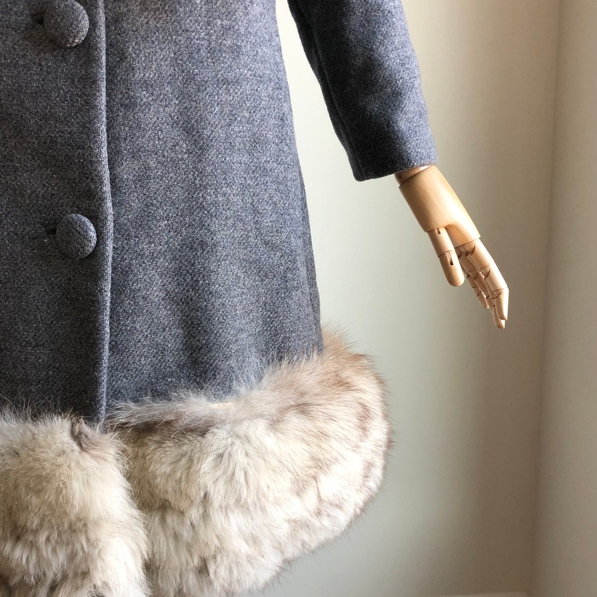 1960s Lillian Ann Coat Thick Wool with Norwegian Fox Fur S/M/L