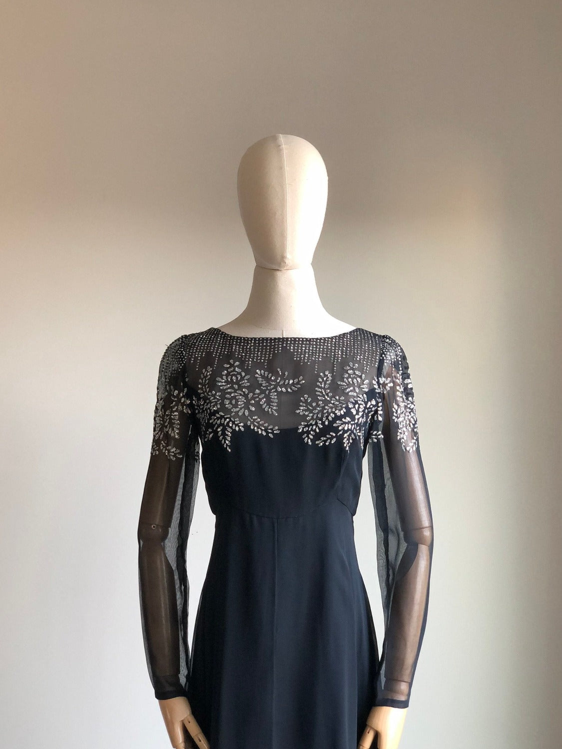 1970s Jerry Silverman by Saulino Designer Black Dress MEDIUM