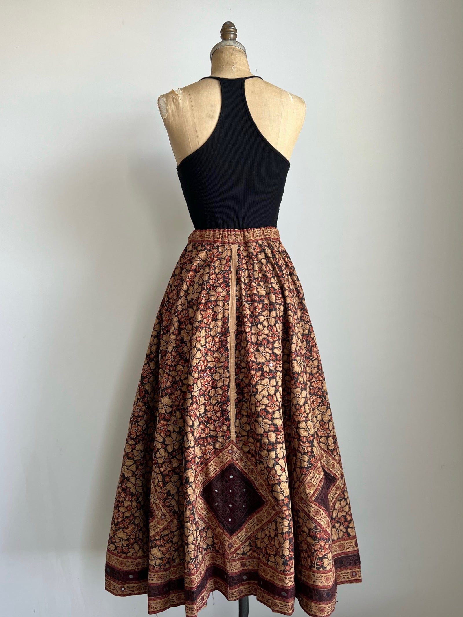 1970s Boho Embroidered Flutter Long Skirt