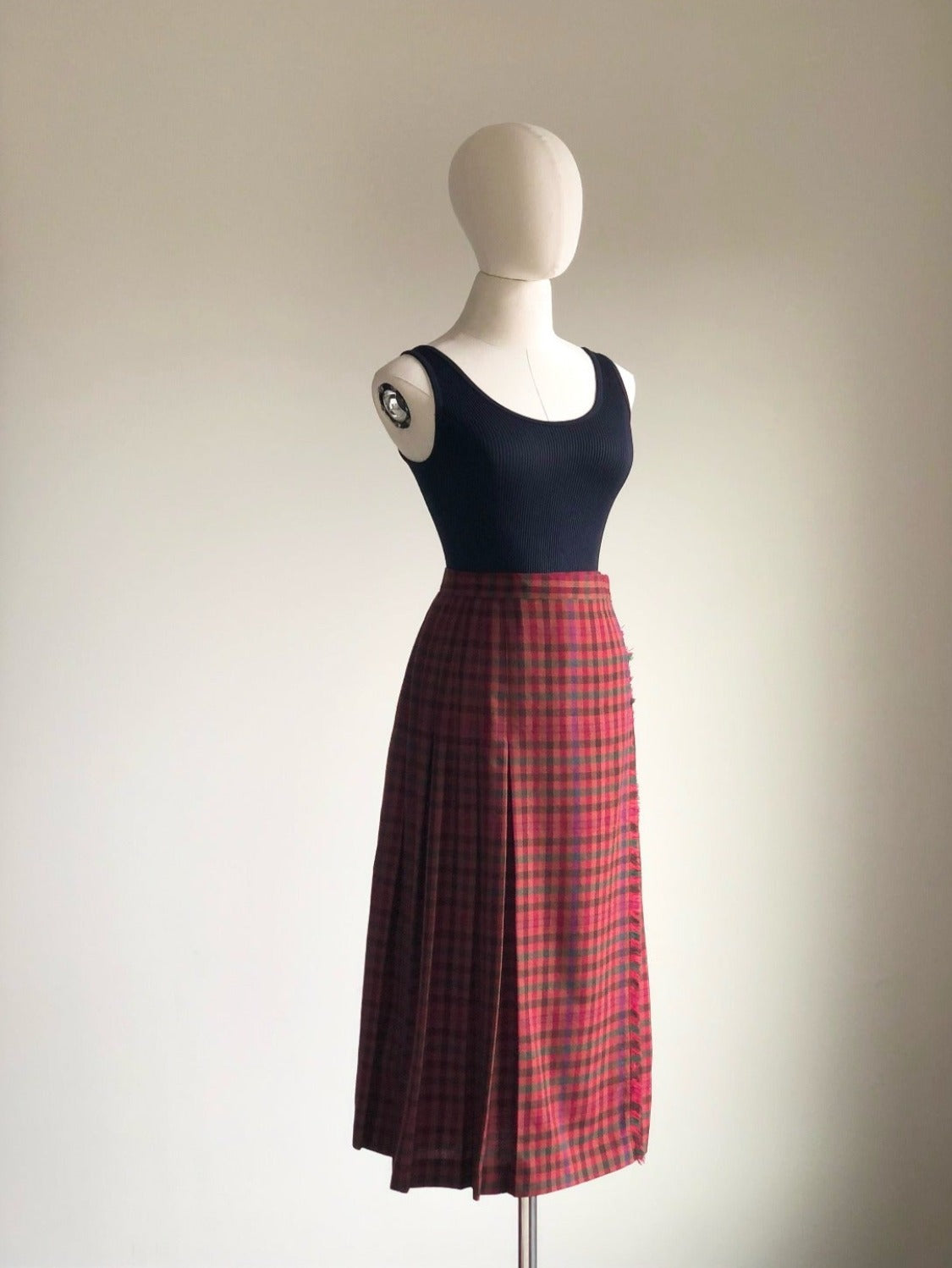 1960s 70s The Villager Vintage Plaid Wool Wrap Skirt S/M