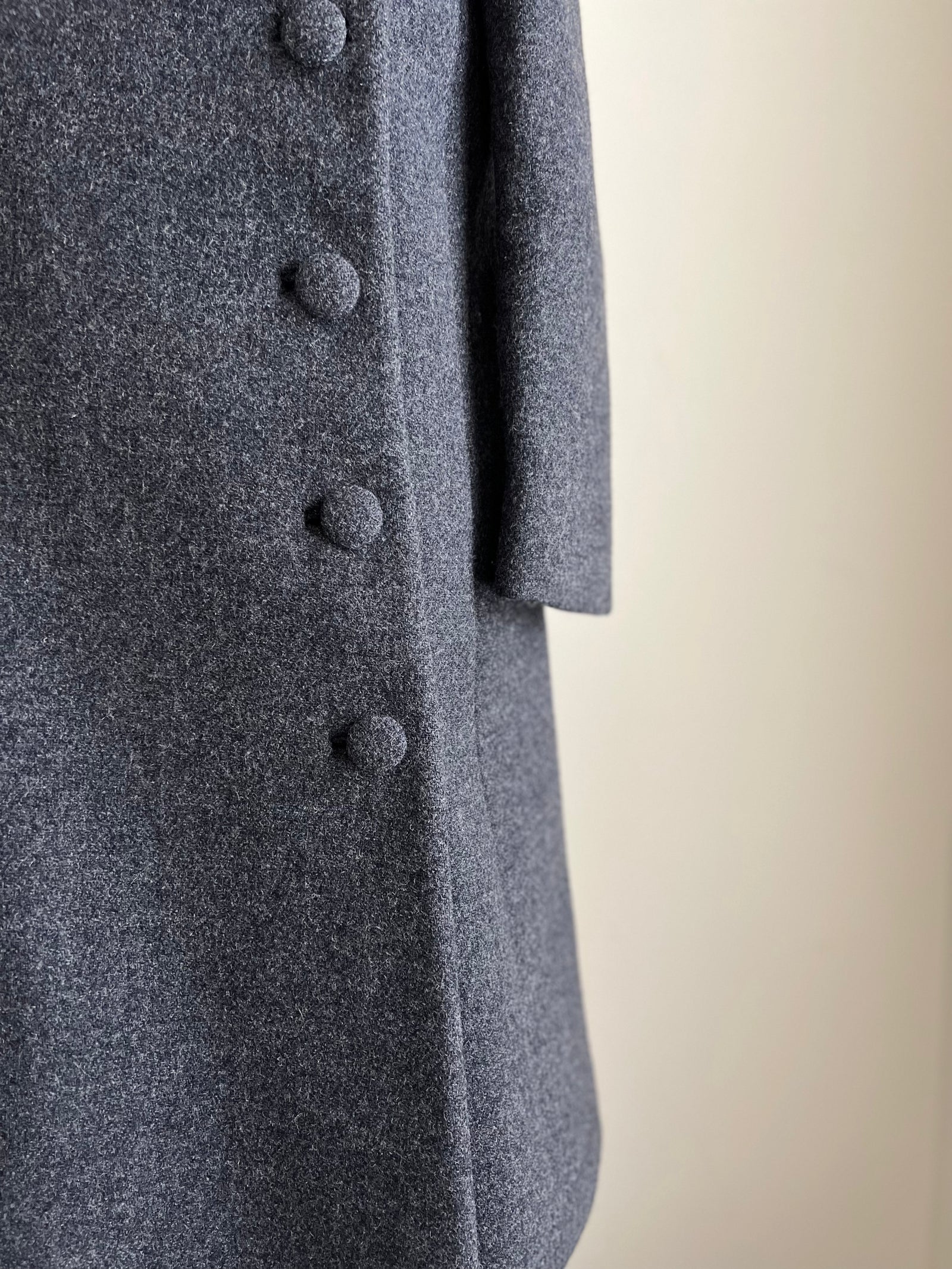 1960s Lilli Ann Thick Wool Swing Coat with Fox Fur Collar S/M/L