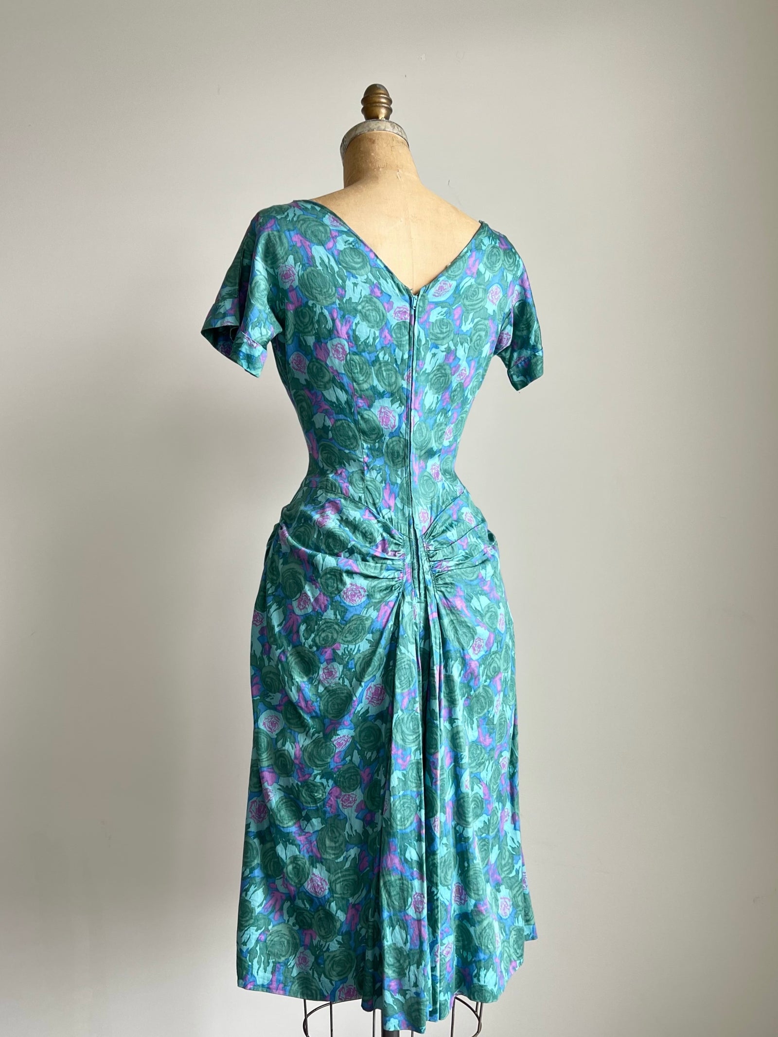 1950s Blue Rose Wiggle Dress SMALl