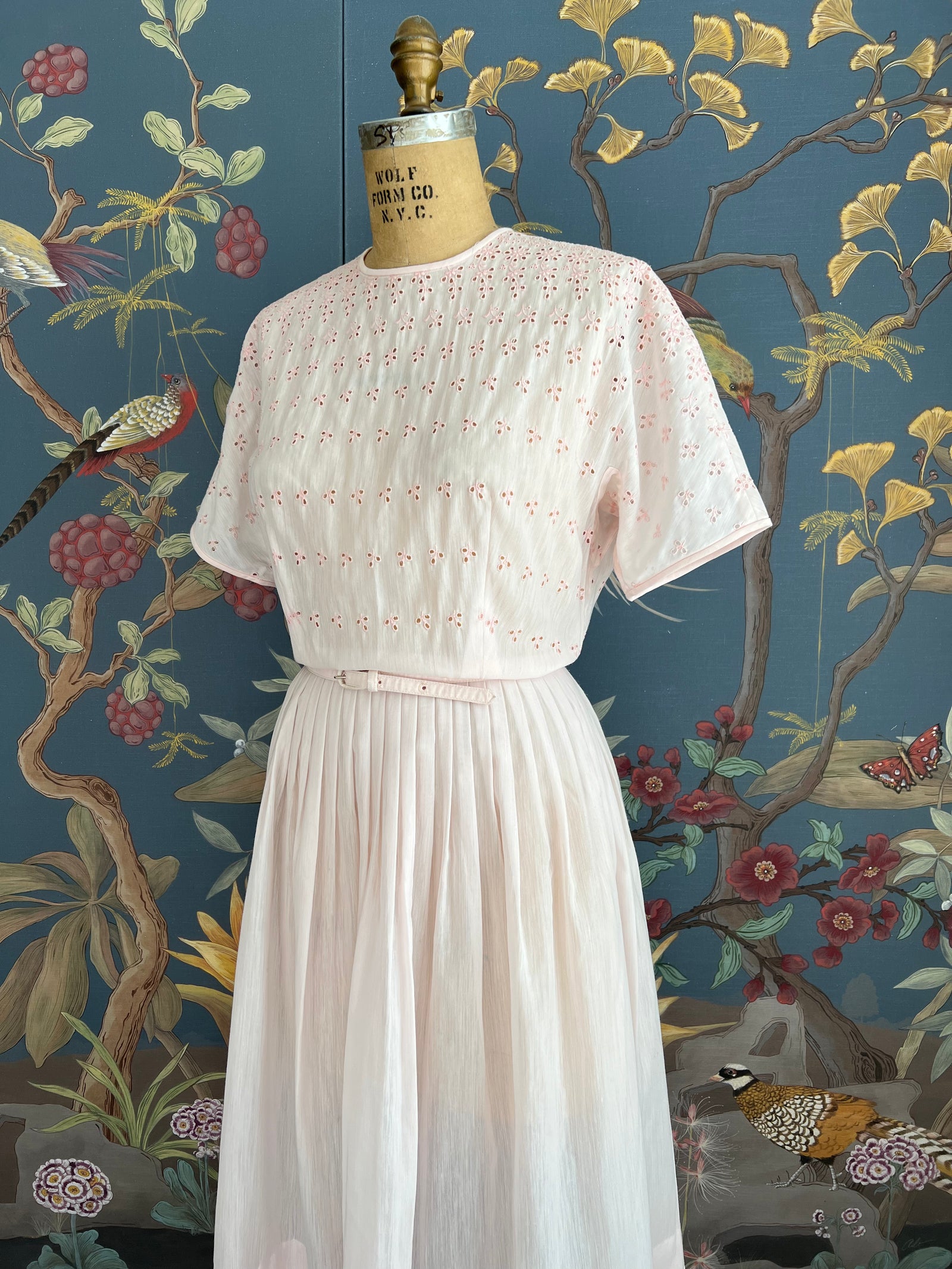 1950s L'AIGLON Eyelet Dress LARGE