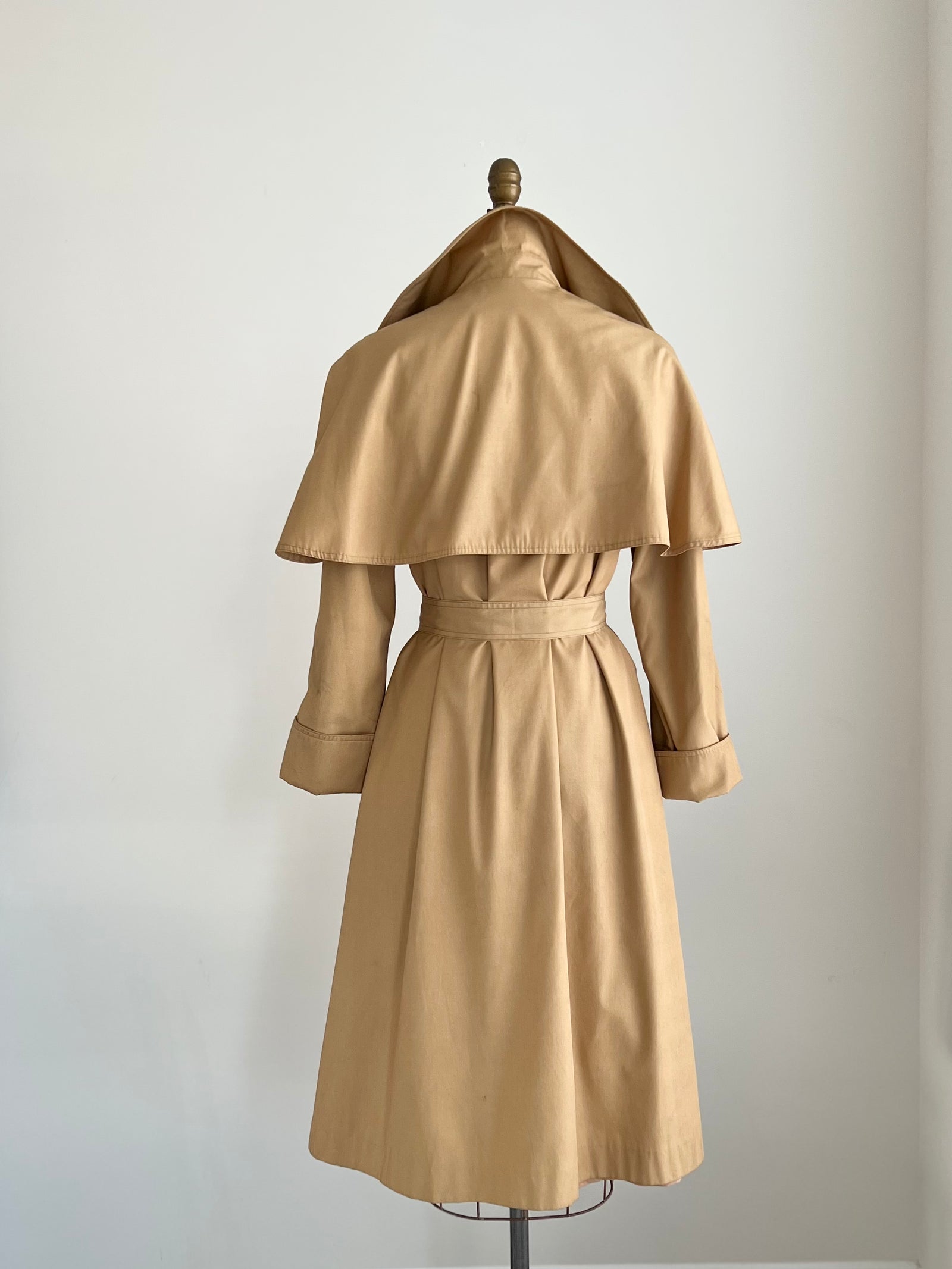 1960s Spy Trench Coat MEDIUM