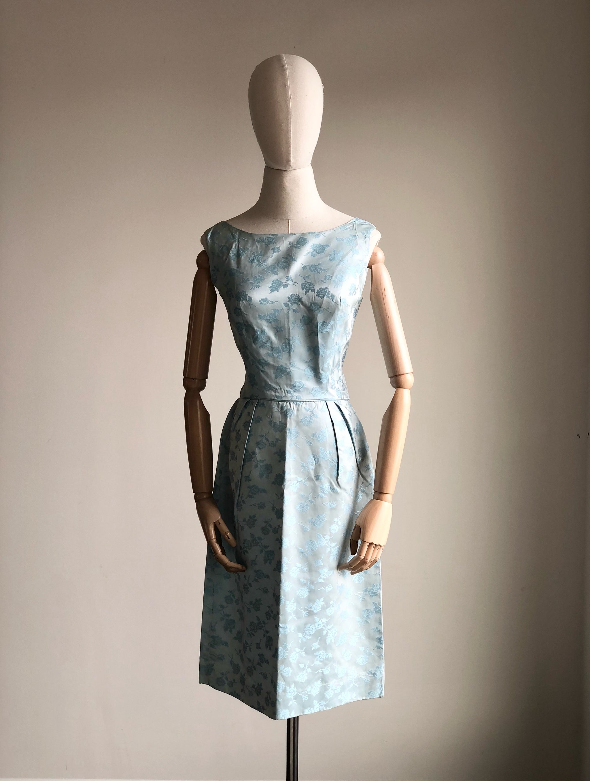 1960s Jackie Kennedy Inspired Carol Brent Blue Rose Print 2 Piece Dres - Maiden Posh 1960s Jackie Kennedy Inspired Carol Brent Blue Rose Print 2 Piece Dres - Maiden Posh