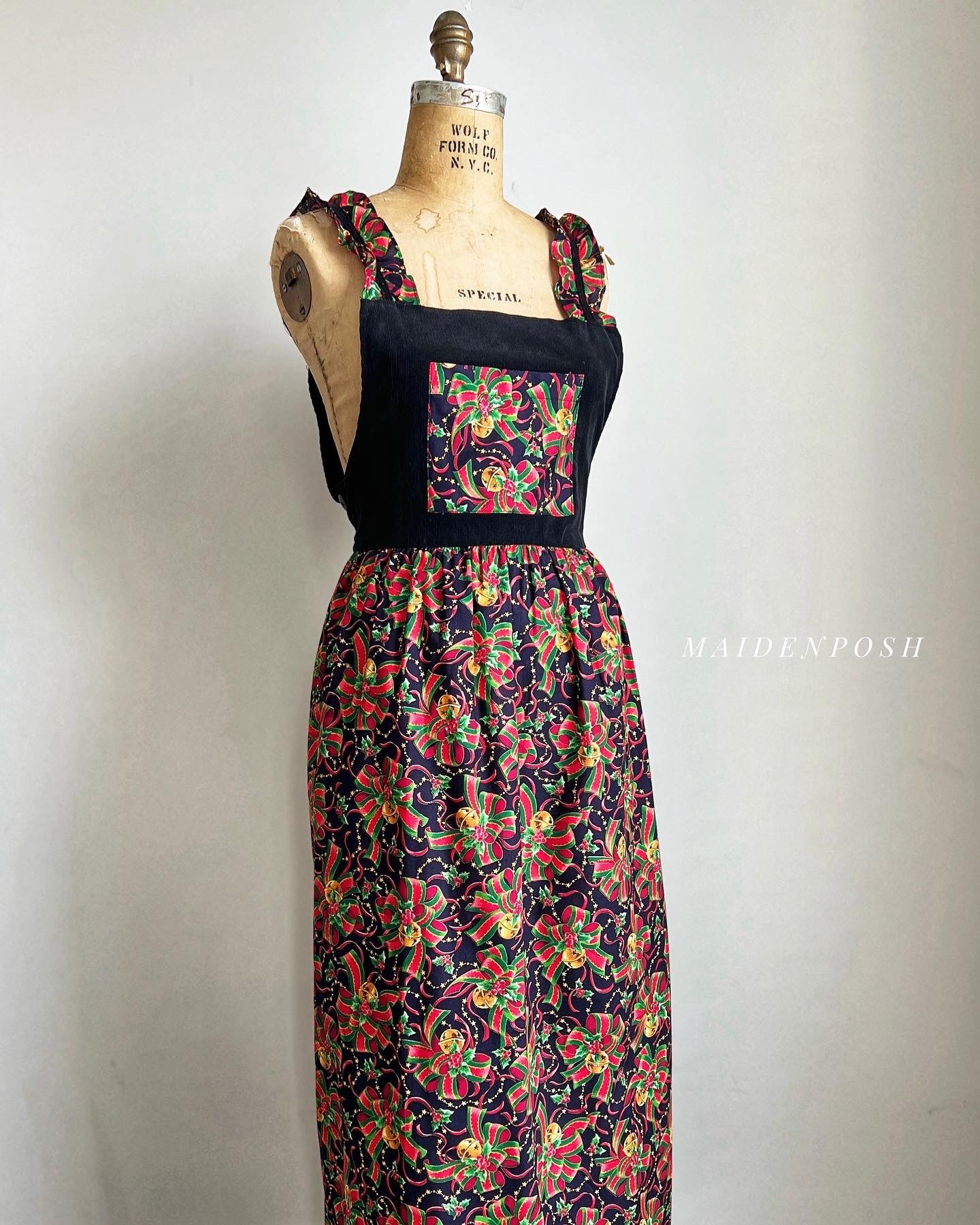 1980s Christmas Apron Dress S/M