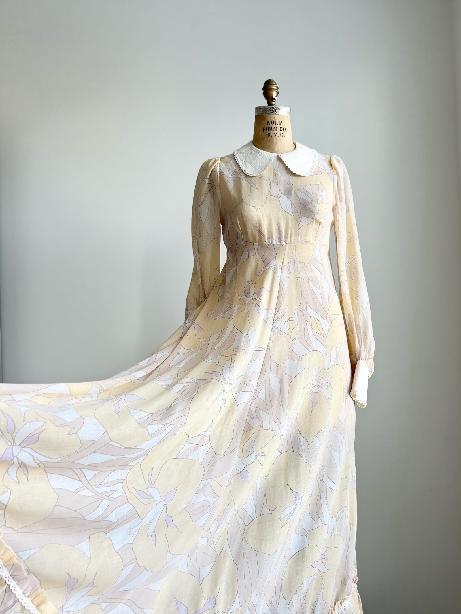 1970s Puritan Collar Semi-Sheer Cottagecore Praire Maxi Dress S/M