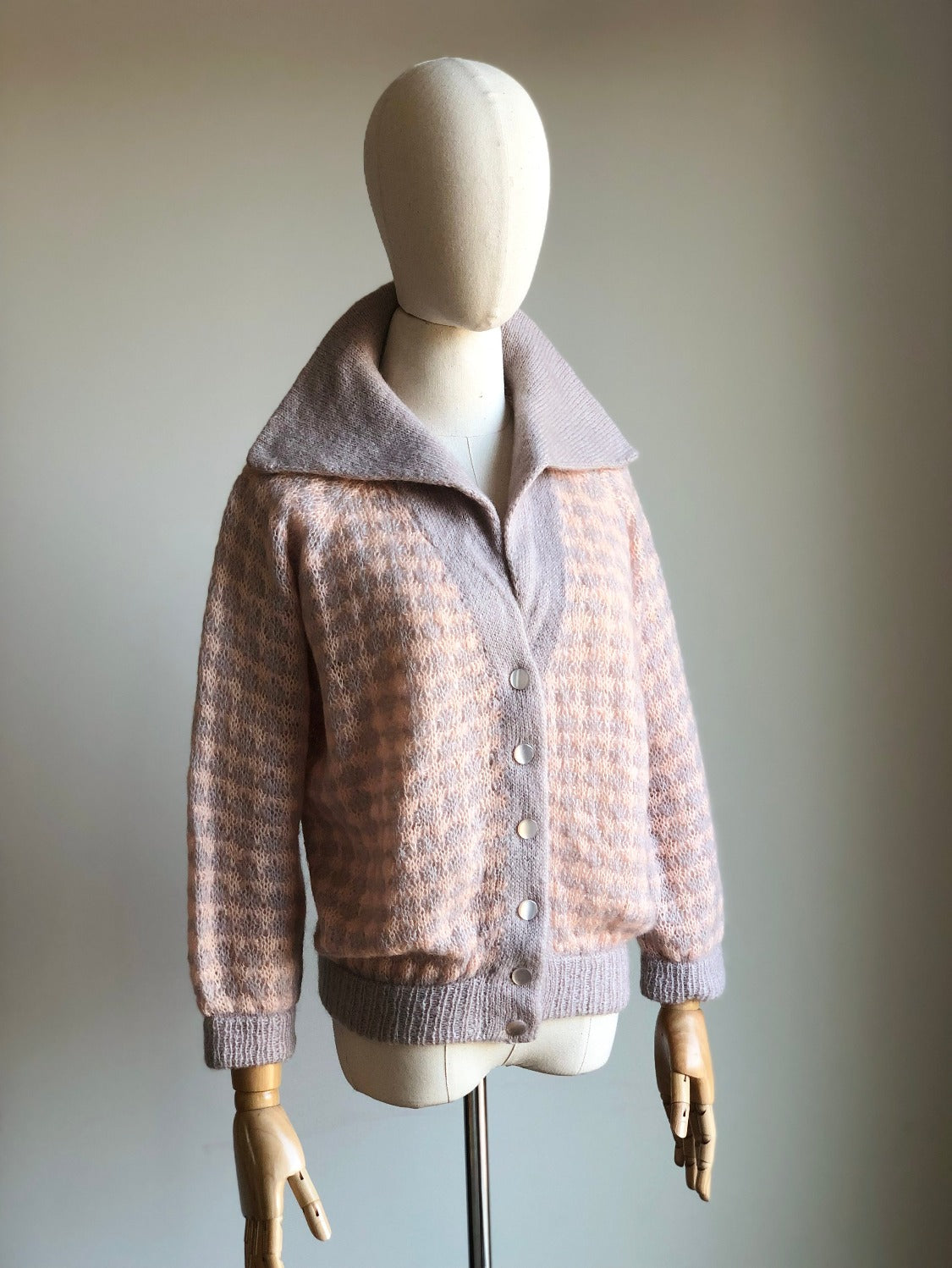 1970s Hand-Knit Exquisite Mohair Cardigan Sweater MEDIUM