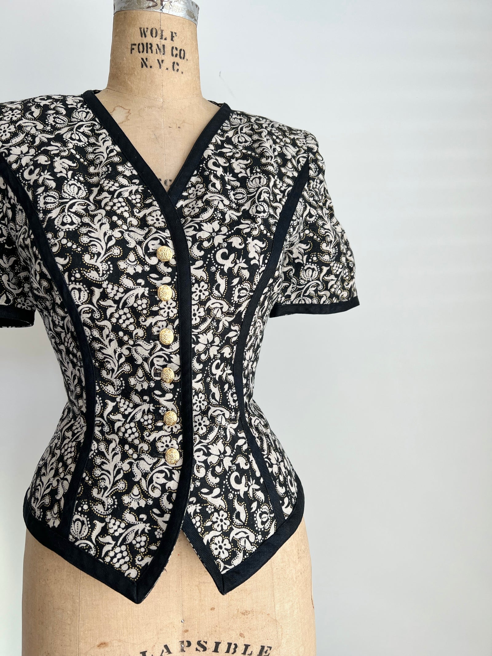 1980s Linen Cropped Jacket with Flattering Waist Line MEDIUM