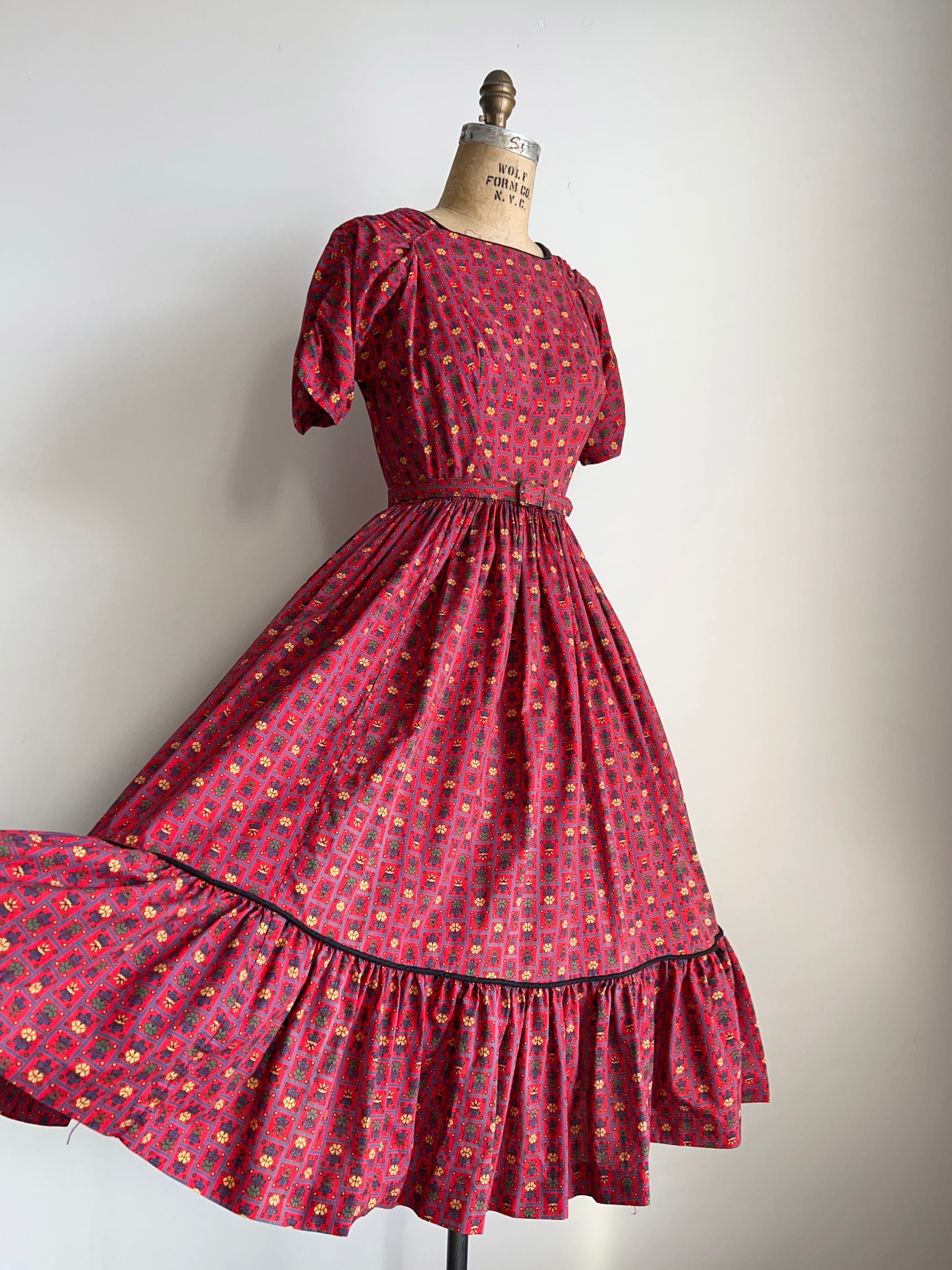1950s Claire Evans Cotton Floral Print Red Dress MEDIUM