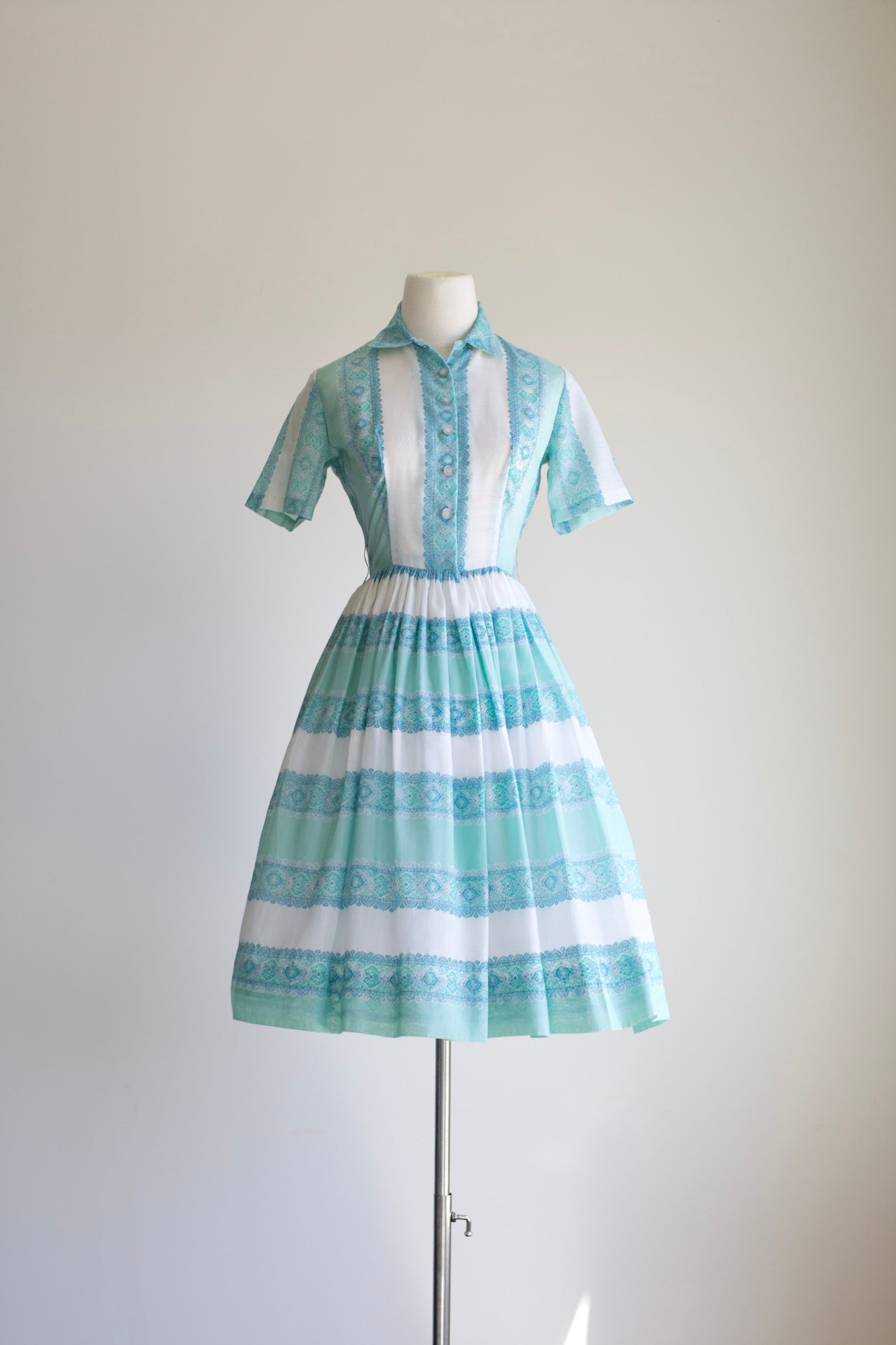 1950s Turquoise and White Printed Day Dress XS