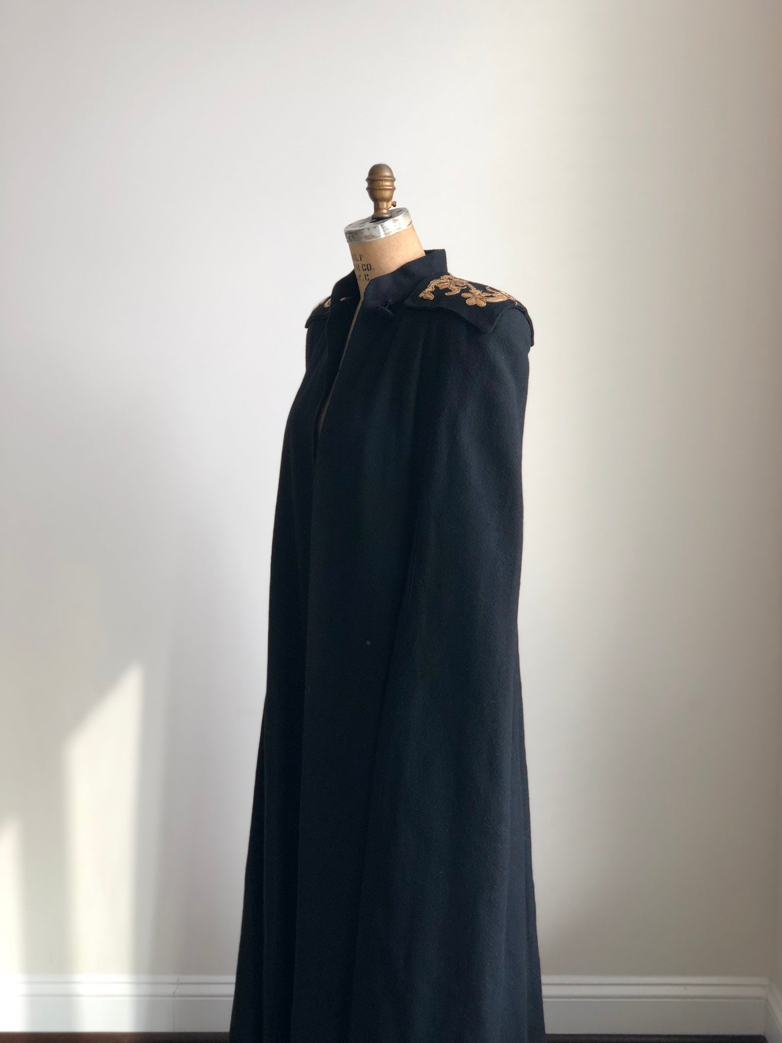 1940s Black Wool Cape with Gold Appliqué Shoulders ONE SIZE